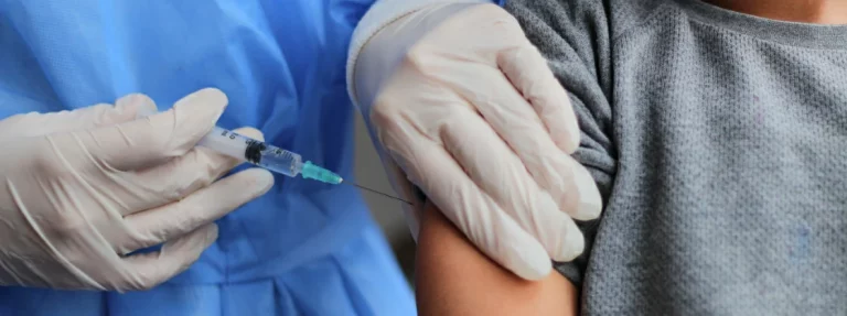 Covid Pfizer vaccine approved for use next week in UK 5 Covid Pfizer vaccine approved for use next week in UK