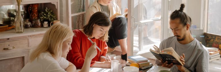 A GUIDE TO ORGANISING YOUR LIFE AS A STUDENT