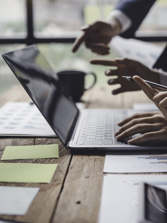 The Ultimate Guide to Selecting Your Perfect  Education Consultant