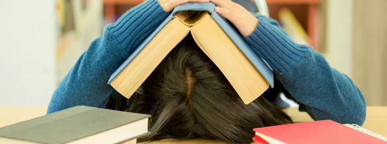 10 Main International Student Problems and their Solutions