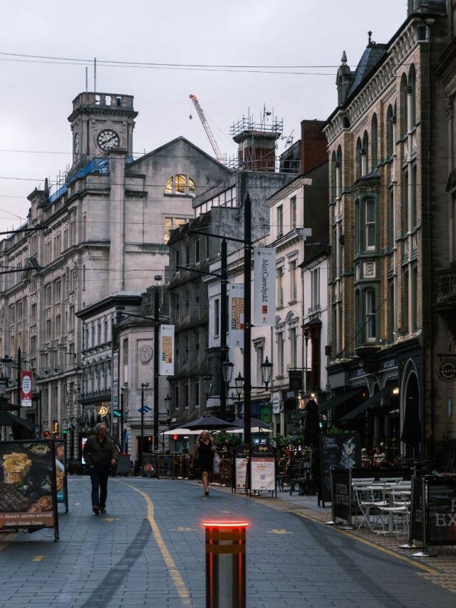 Stories 10 Cardiff city in UK