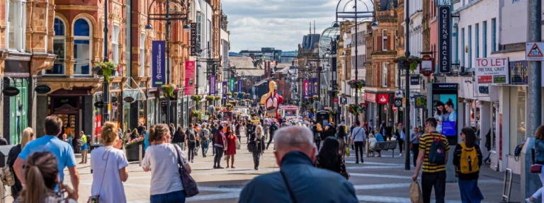 Top Attractions in Leeds City Every Student Should Experience 10 Top Attractions in Leeds City Every Student Should Experience