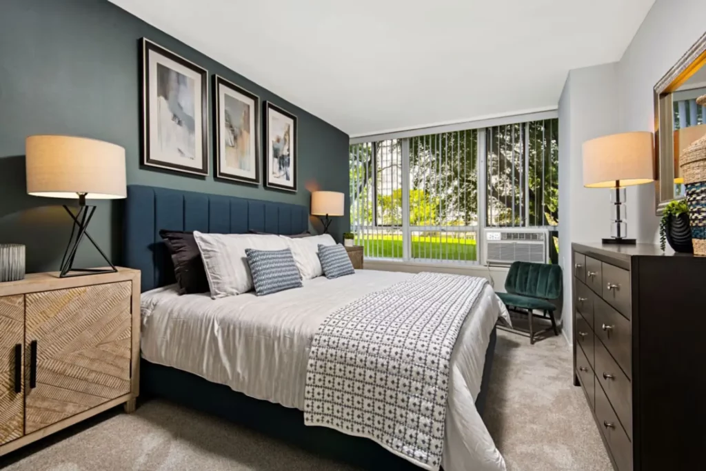 Lake Meadows Apartments